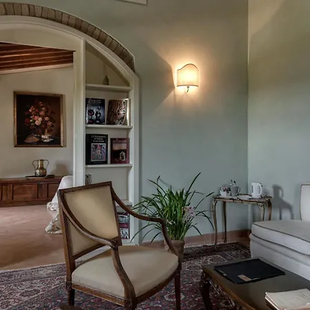 Il Castagno Wine & Farm stay Siena