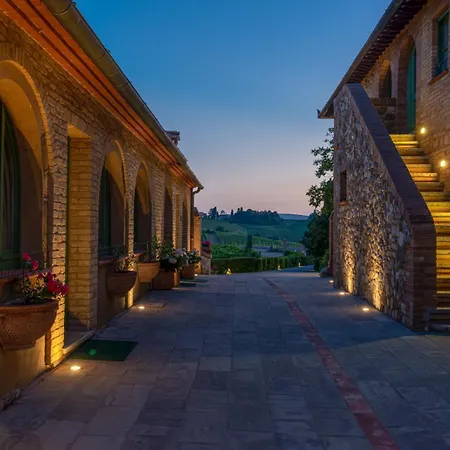 Il Castagno Wine & Farm stay