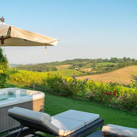 Il Castagno Wine & * Siena