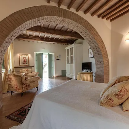 Gospodarstwo agroturystyczne Il Castagno Wine & Siena