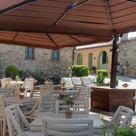 Il Castagno Wine & * Siena