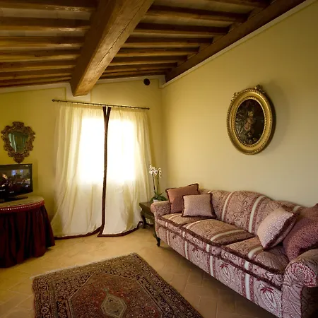 Il Castagno Wine & Gospodarstwo agroturystyczne Siena